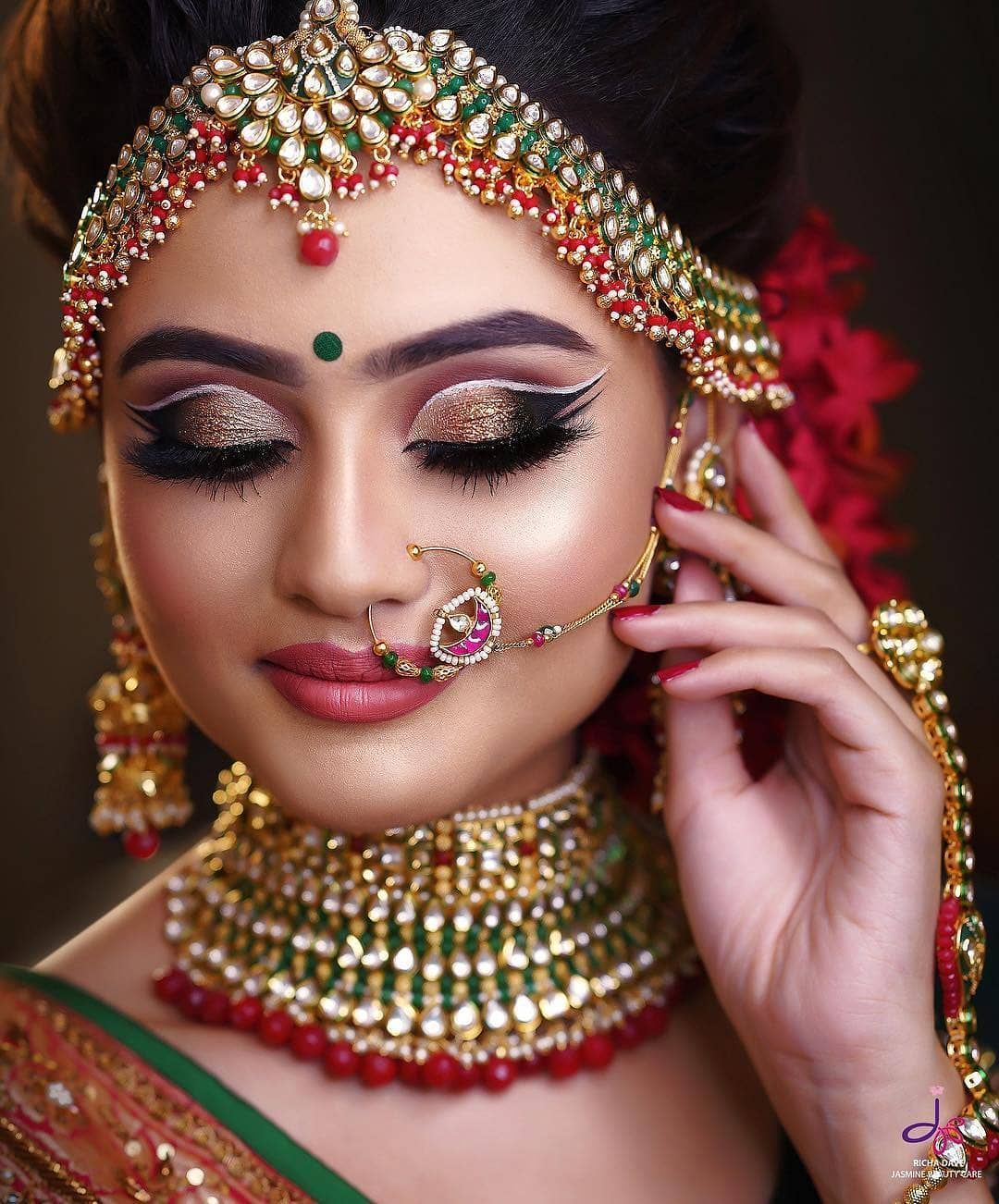 Engagement makeup